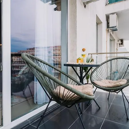 The Cozy Nook - Iulius Park & Mall, Modern, Private Parking * קלוז'-נאפוקה