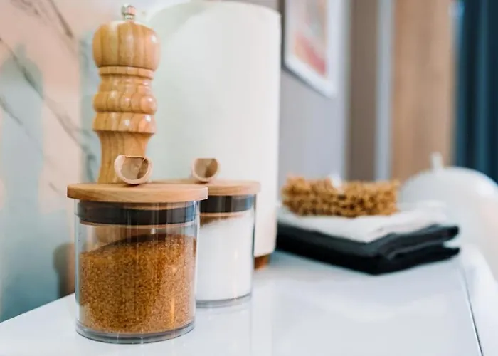 The Cozynook - Iulius Park & Mall, Modern, Private Parking Apartment