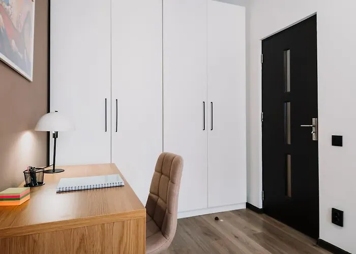 The Cozynook - Iulius Park & Mall, Modern, Private Parking Apartment *