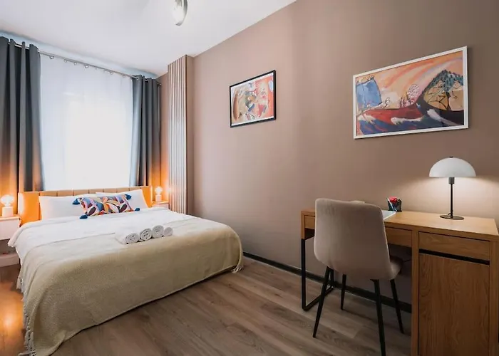 The Cozynook - Iulius Park & Mall, Modern, Private Parking Apartment